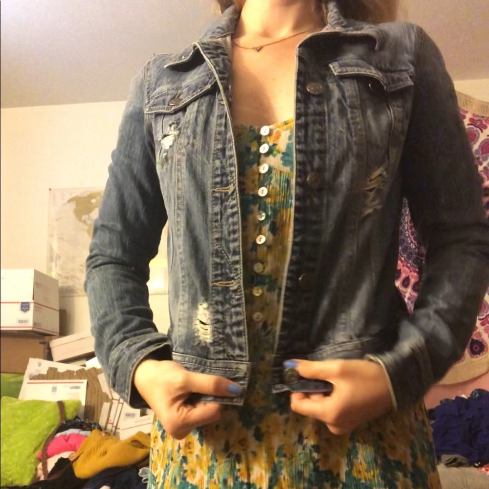 Distressed Jean Jacket - Picture 3 of 4